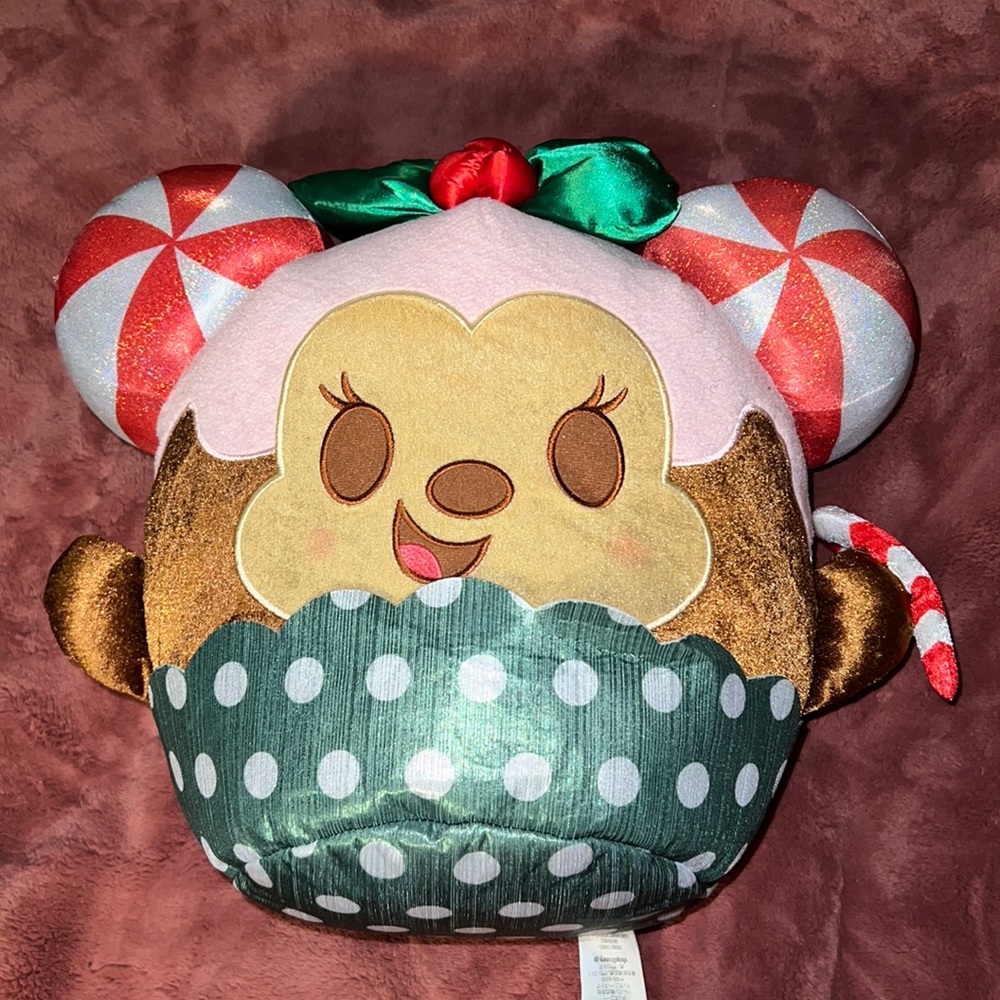 Minnie Mouse stuffed animal